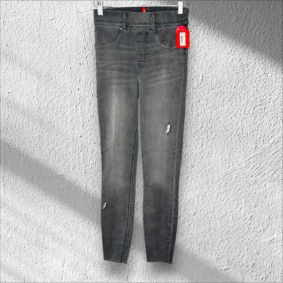 New Spanx Size Xsmall Distressed Vintage Grey Skinny Jeans Raw Hem $128 NWT‎ - Picture 1 of 14